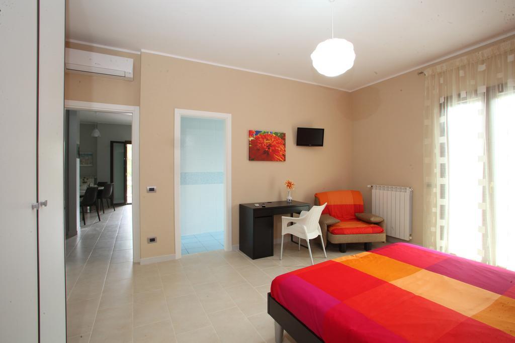 Bed and Breakfast La Dimora Bari Pokoj fotografie